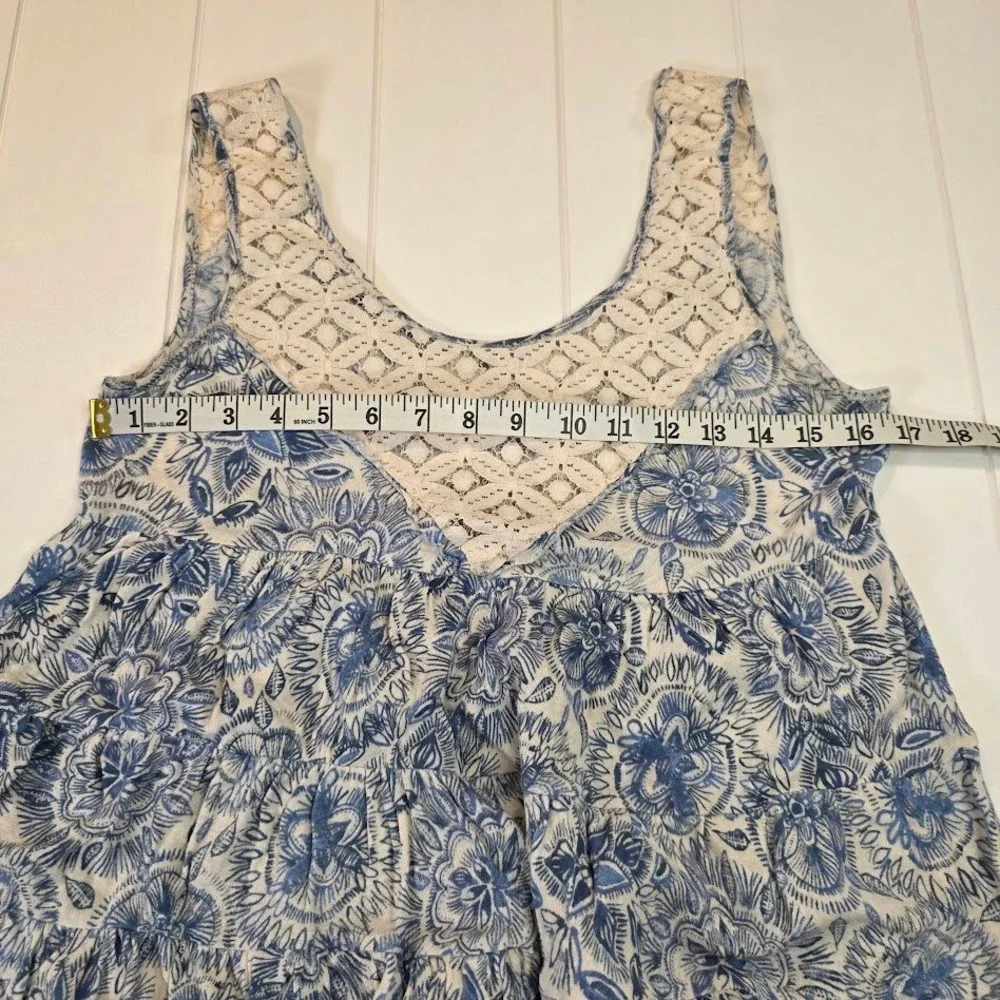 Free People Women's Medium Tank Top‎ Blue White Floral Lace Tiered Linen Blend